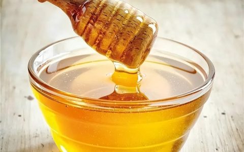 土蜂蜜的功效和作用（哪些人不宜吃土蜂蜜）